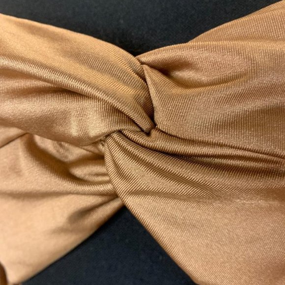 SHEIN Twist Front Cut Out Bodycon Dress - Picture 9 of 16